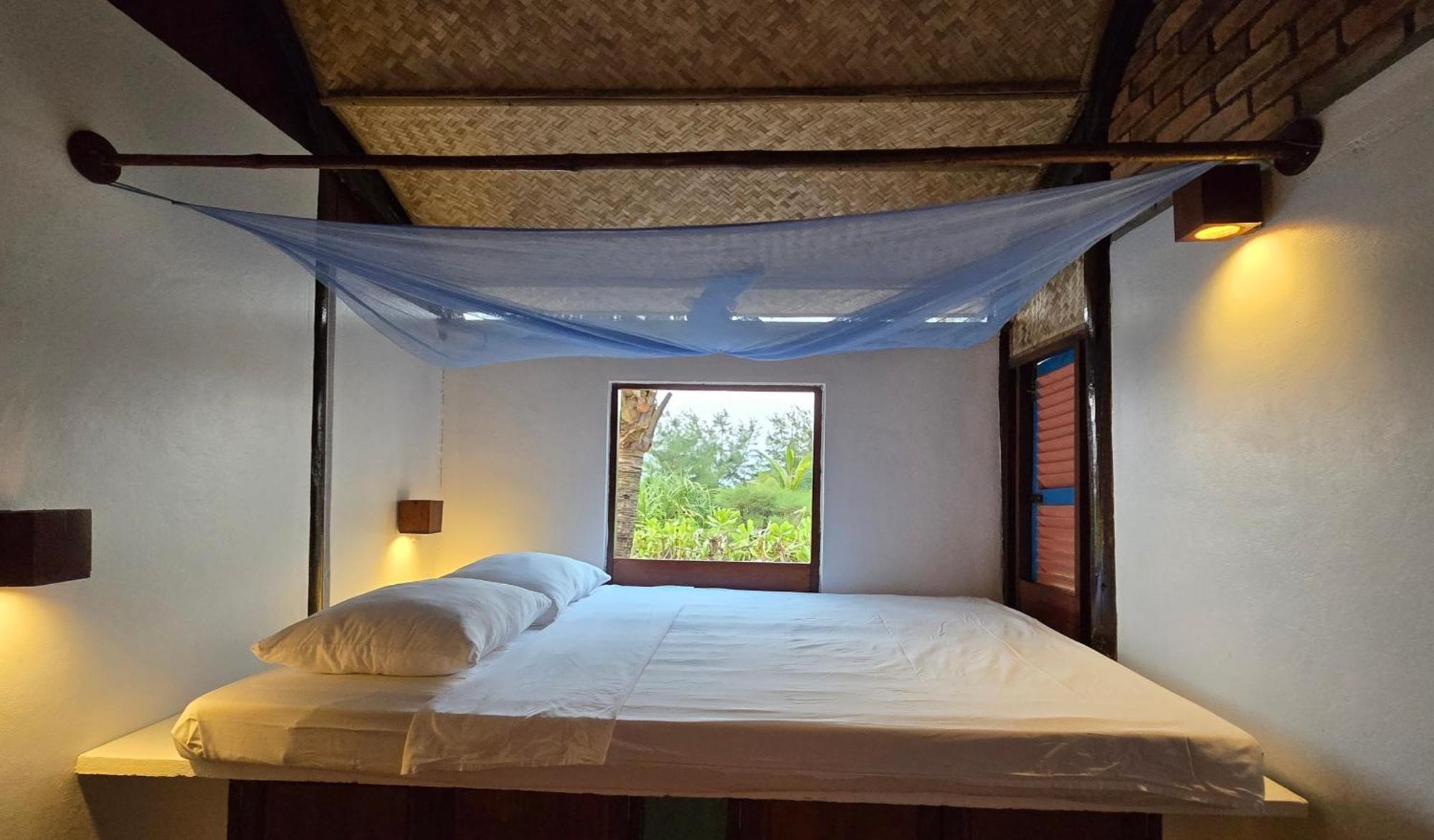 Villa Louise Hue Beach Boutique Hotel Екстер'єр фото