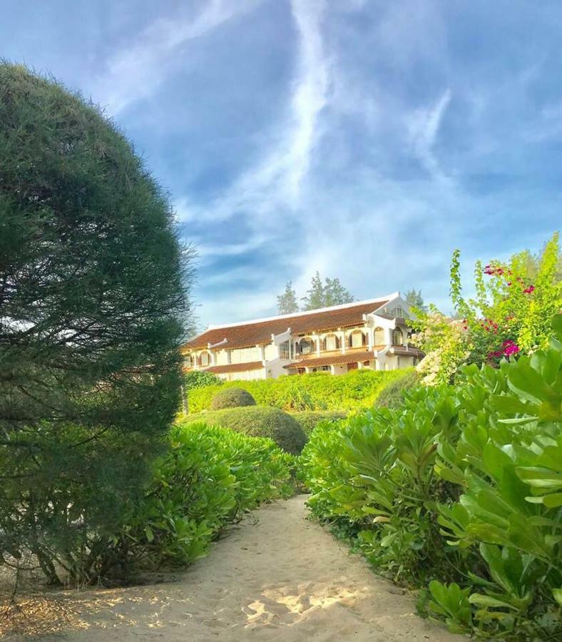 Villa Louise Hue Beach Boutique Hotel Екстер'єр фото